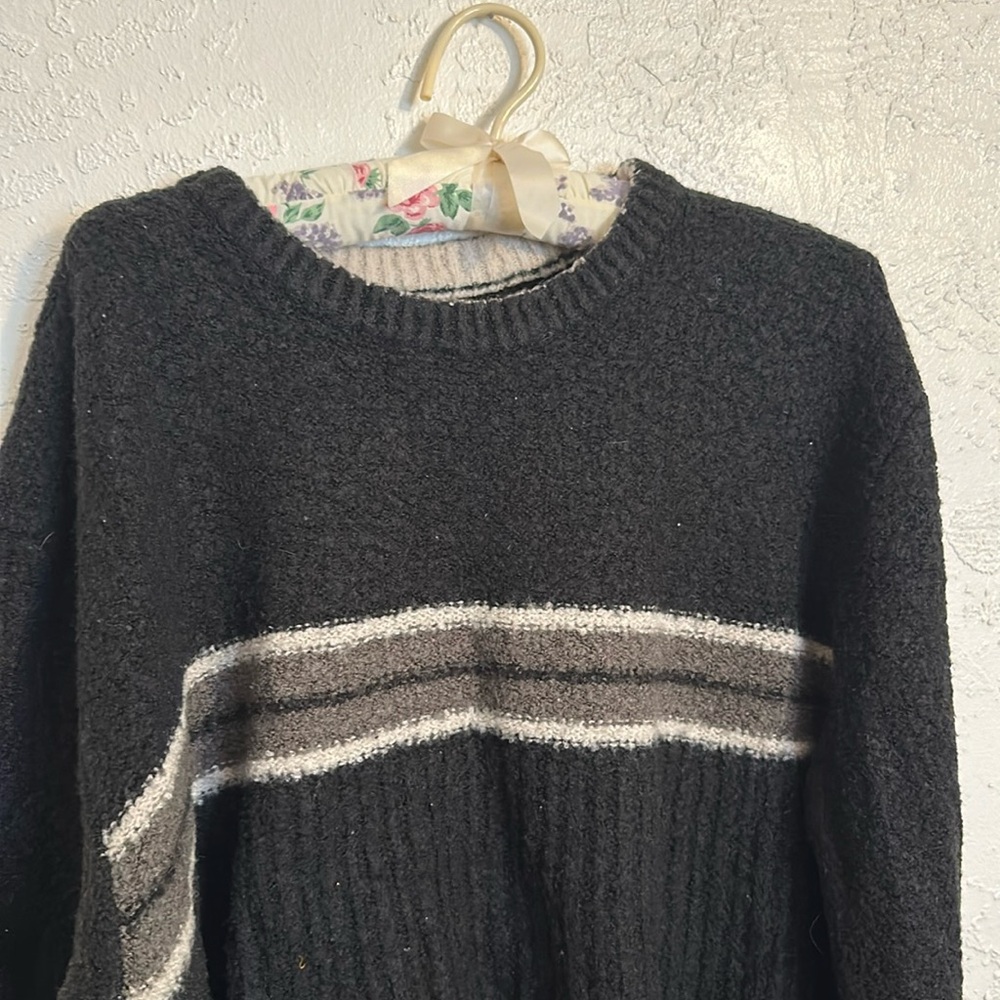 Unif Sweater